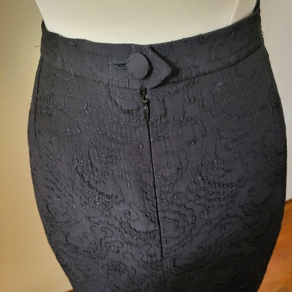 Vintage Christian Lacroix Black Pencil Skirt with Beautiful Embroidery size 8 - Picture 8 of 11
